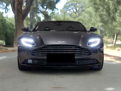 Aston Martin DB11