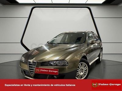 Usado Alfa Romeo Crosswagon 150 CV (110 kW) 2005 Marrón Familiar