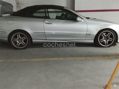 Usado Mercedes CLK320 Avantgarde 224 CV (164 kW) 2006 Gris / plata Descapotable