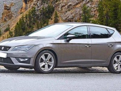 Usado Seat Leon FR 150 CV (110 kW) 2016 Gris / plata Berlina