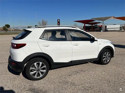 Blanco Usado 2024 Kia Stonic SUV | 16.900 € (Buen precio)