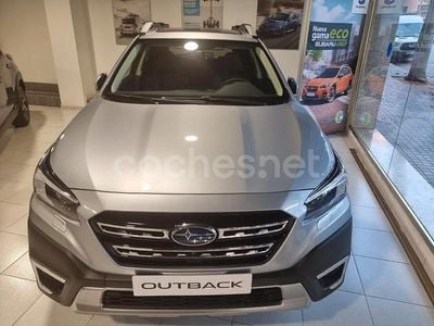 Gris / plata Usado 2024 Subaru Outback SUV | 43.500 €