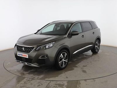Usado Peugeot 5008 Allure 130 CV (95 kW) 2020 Gris SUV