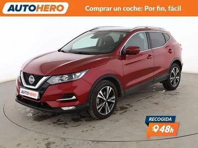 Begagnad Nissan Qashqai N-Connecta 160 HK (117 kW) 2019 Röd SUV