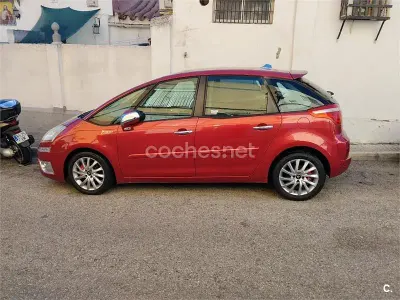 Usado Citroën C4 Picasso Exclusive 110 CV (80 kW) 2007 Rojo Monovolumen