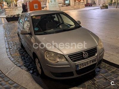 Gris / plata Usado 2007 VW Polo Advance Berlina | 3500 € (Super precio)