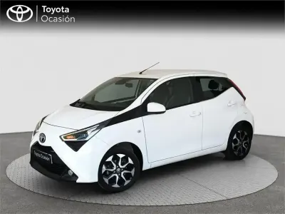 Usado Toyota Aygo X-play 72 CV (52 kW) 2021 Otro Utilitario