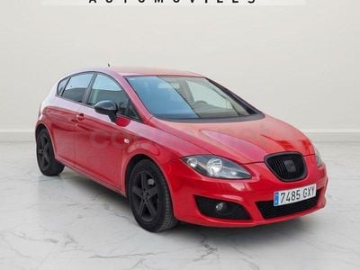 Rojo Usado 2010 Seat Leon Reference Berlina | 5999 € (Precio justo)