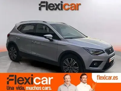 Usado Seat Arona 95 CV (69 kW) 2019 Gris SUV