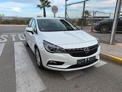 Blanco Usado 2016 Opel Astra Dynamic Berlina | 9490 € (Precio justo)