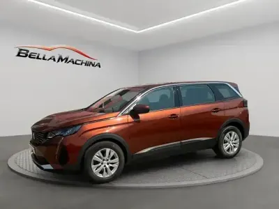 Używany Peugeot 5008 Allure 130 KM (95 kW) 2021 Brązowy Minivan
