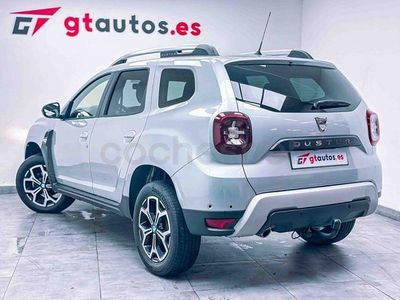 Usado Dacia Duster Anniversary 116 CV (85 kW) 2021 Gris / plata SUV
