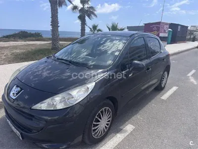 Usado Peugeot 207 75 HP (55 kW) 2008 Preto Carrinha