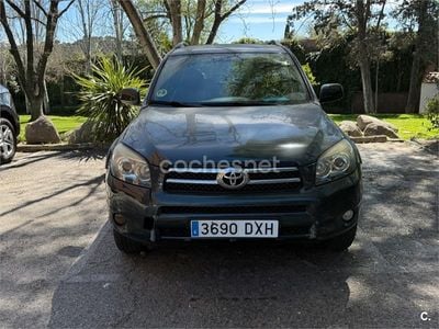 Begagnad Toyota RAV4 Premium 177 HK (130 kW) 2006 Svart SUV