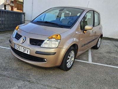 Usado Renault Modus Privilege 113 CV (83 kW) 2005 Beige Monovolumen