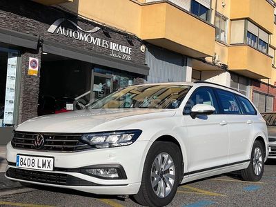 Usado VW Passat Business 150 CV (110 kW) 2021 Blanco Familiar