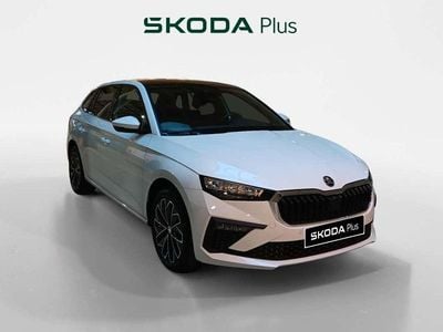 Usado Skoda Scala Selection 116 CV (85 kW) 2025 Blanco Utilitario