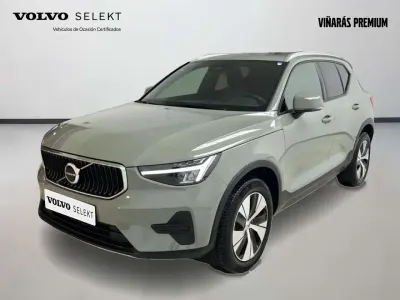 Usado Volvo XC40 Core 163 CV (119 kW) 2025 Verde SUV