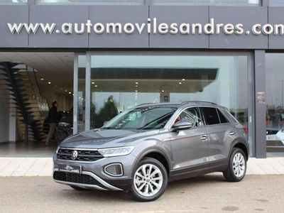 Gris Usado 2022 VW T-Roc Life SUV | 25.900 € (Precio justo)