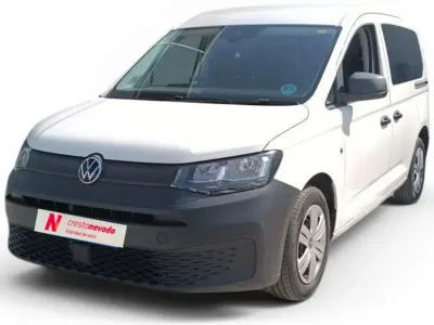 Usado VW Caddy 102 CV (75 kW) 2022 Blanco Monovolumen