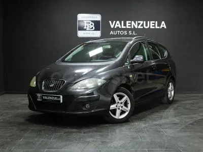 Usado Seat Altea Style 105 CV (77 kW) 2011 Negro Monovolumen