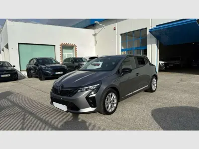 Usado Renault Clio Evolution 101 CV (74 kW) 2025 Gris Utilitario