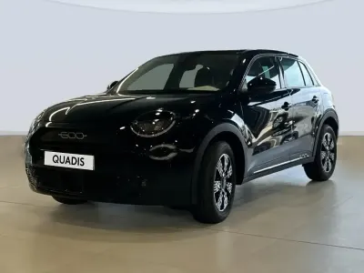 Usado Fiat 600 100 CV (73 kW) 2025 Negro SUV