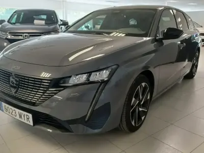 Usado Peugeot 308 SW Allure 136 CV (100 kW) 2025 Gris Familiar