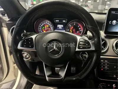Usado Mercedes CLA200 Shooting Brake AMG line 136 CV (100 kW) 2015 Blanco Familiar