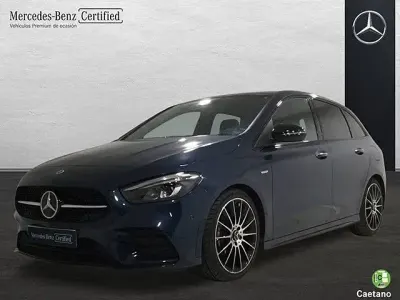 Usado Mercedes B180 116 CV (85 kW) 2021 Azul denim Utilitario