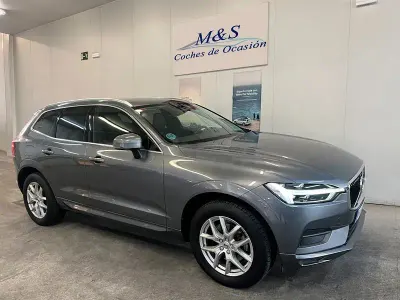 Usado Volvo XC60 Momentum 190 CV (139 kW) 2019 Gris / plata SUV