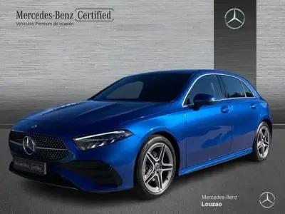 Usado Mercedes A180 116 CV (85 kW) 2025 Azul espectra Berlina