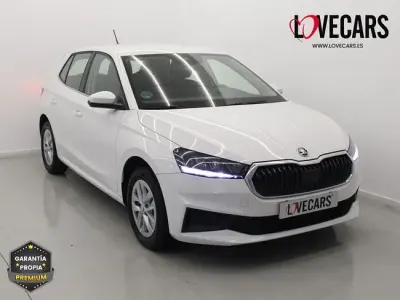 Usado Skoda Fabia Ambition 95 CV (69 kW) 2023 Blanco Utilitario