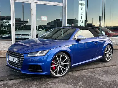 Usado Audi TT Roadster S-Line 310 CV (228 kW) 2017 Azul Descapotable