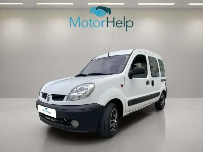 Usado Renault Kangoo Expression 80 CV (58 kW) 2005 Blanco Monovolumen