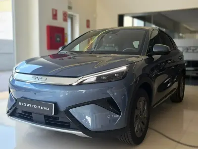 Usado BYD Atto 3 Design 230 kW (313 CV) 2026 Azul SUV