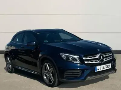 Usado Mercedes GLA220 AMG 177 CV (130 kW) 2018 Azul SUV