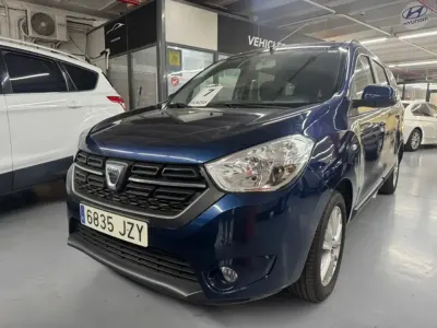 Usado Dacia Lodgy Lauréate 116 CV (85 kW) 2017 Azul Monovolumen