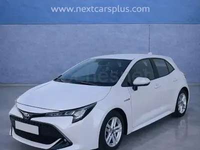 Usado Toyota Corolla Active 122 CV (89 kW) 2019 Blanco Berlina