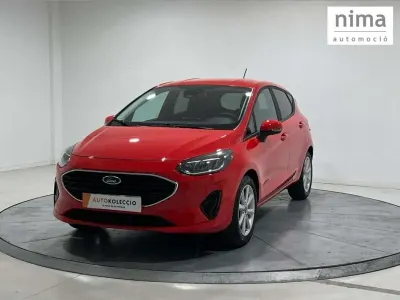 Usado Ford Fiesta Trend 75 CV (55 kW) 2023 Rojo Utilitario