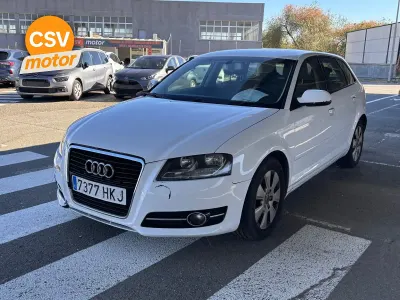 Usado Audi A3 Attraction 125 CV (91 kW) 2012 Blanco Utilitario