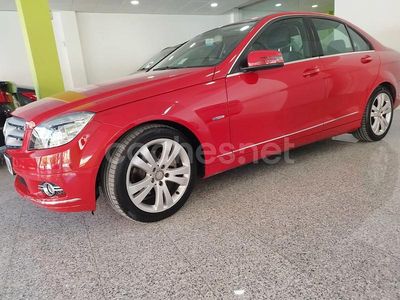 Rojo Usado 2010 Mercedes C200 Avantgarde Berlina | 10.990 € (Precio justo)