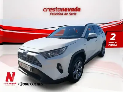Usado Toyota RAV4 Hybrid Advance 220 CV (161 kW) 2020 Blanco SUV