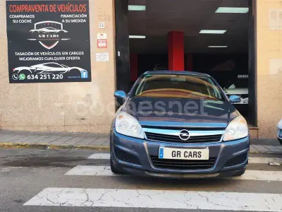 Usado Opel Astra Cosmo 100 CV (73 kW) 2007 Azul Berlina