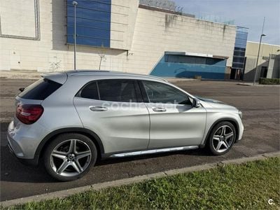 Mercedes GLA250