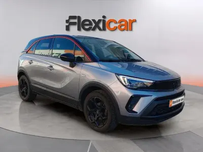 Usado Opel Crossland GS Line 110 CV (80 kW) 2022 Gris SUV