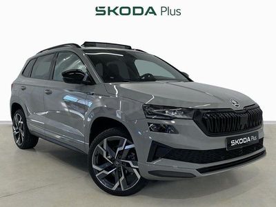 Usado Skoda Karoq SportLine 150 CV (110 kW) 2025 Gris SUV