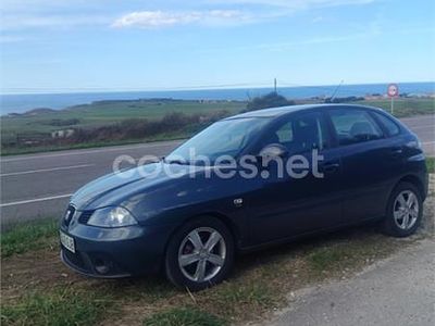 Begagnad Seat Ibiza 100 HK (73 kW) 2008 Grå Sedan