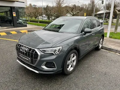 Usado Audi Q3 Advanced Plus 150 CV (110 kW) 2022 Gris / plata SUV