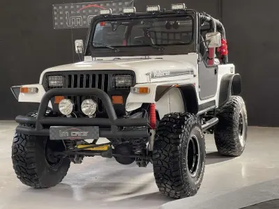 Usado Jeep Wrangler 186 CV (136 kW) 1992 Blanco SUV